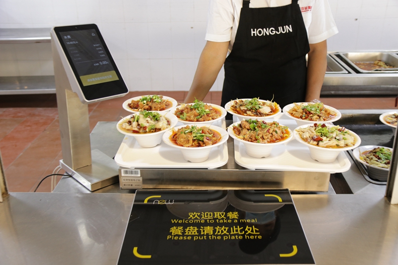 鴻駿餐飲智能稱重.jpg 鴻駿餐飲智能稱重.jpg