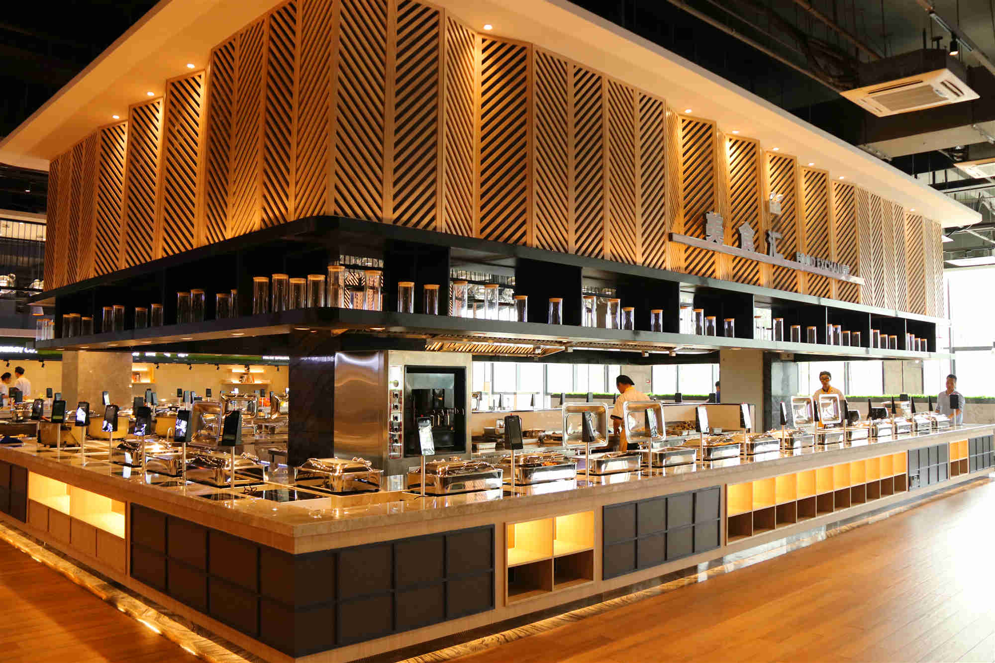 松湖智谷智能餐廳.jpg 松湖智谷智能餐廳.jpg